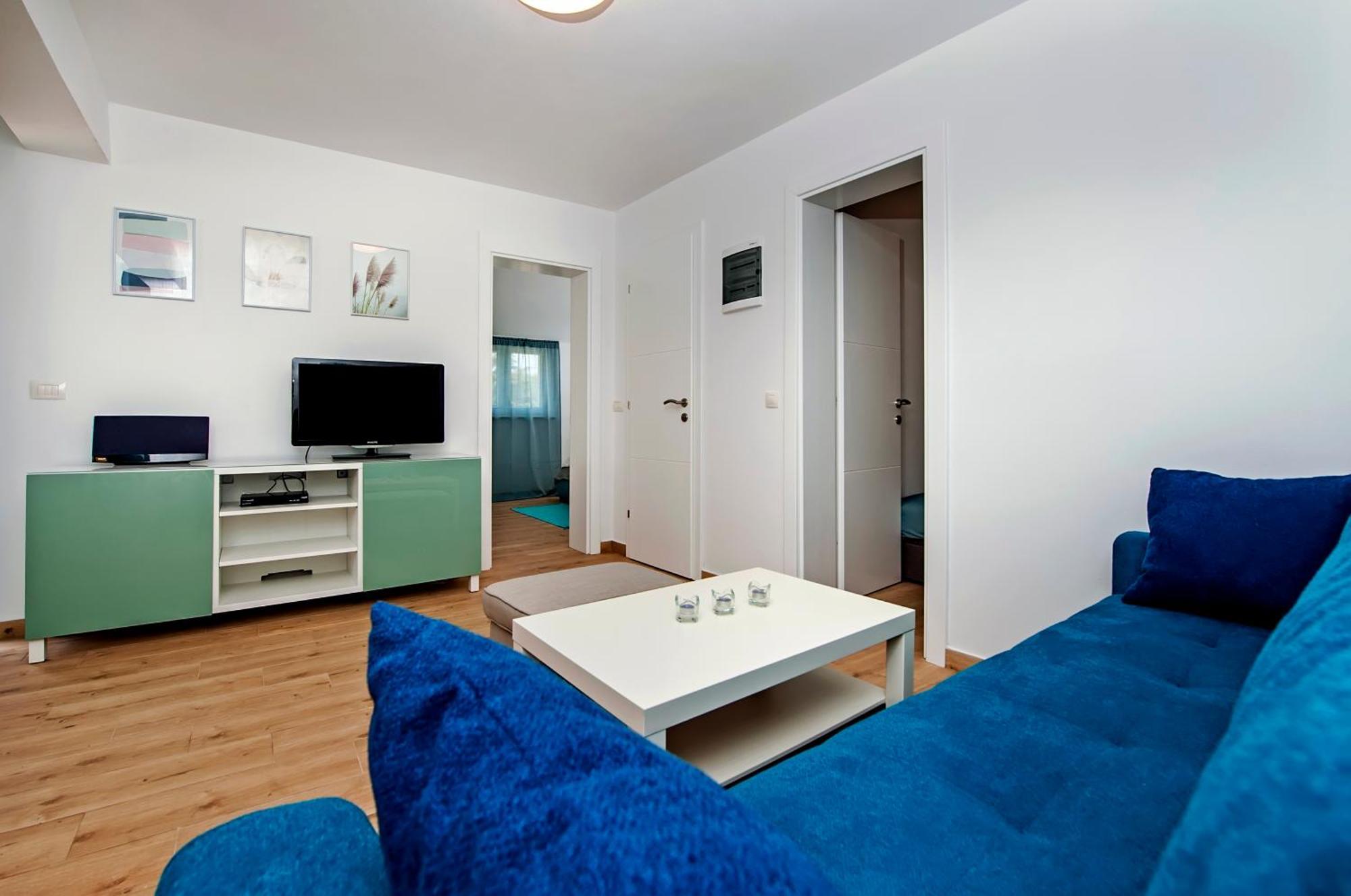 Little House - Just Few Steps From The City Center Villa โรวีน ภายนอก รูปภาพ